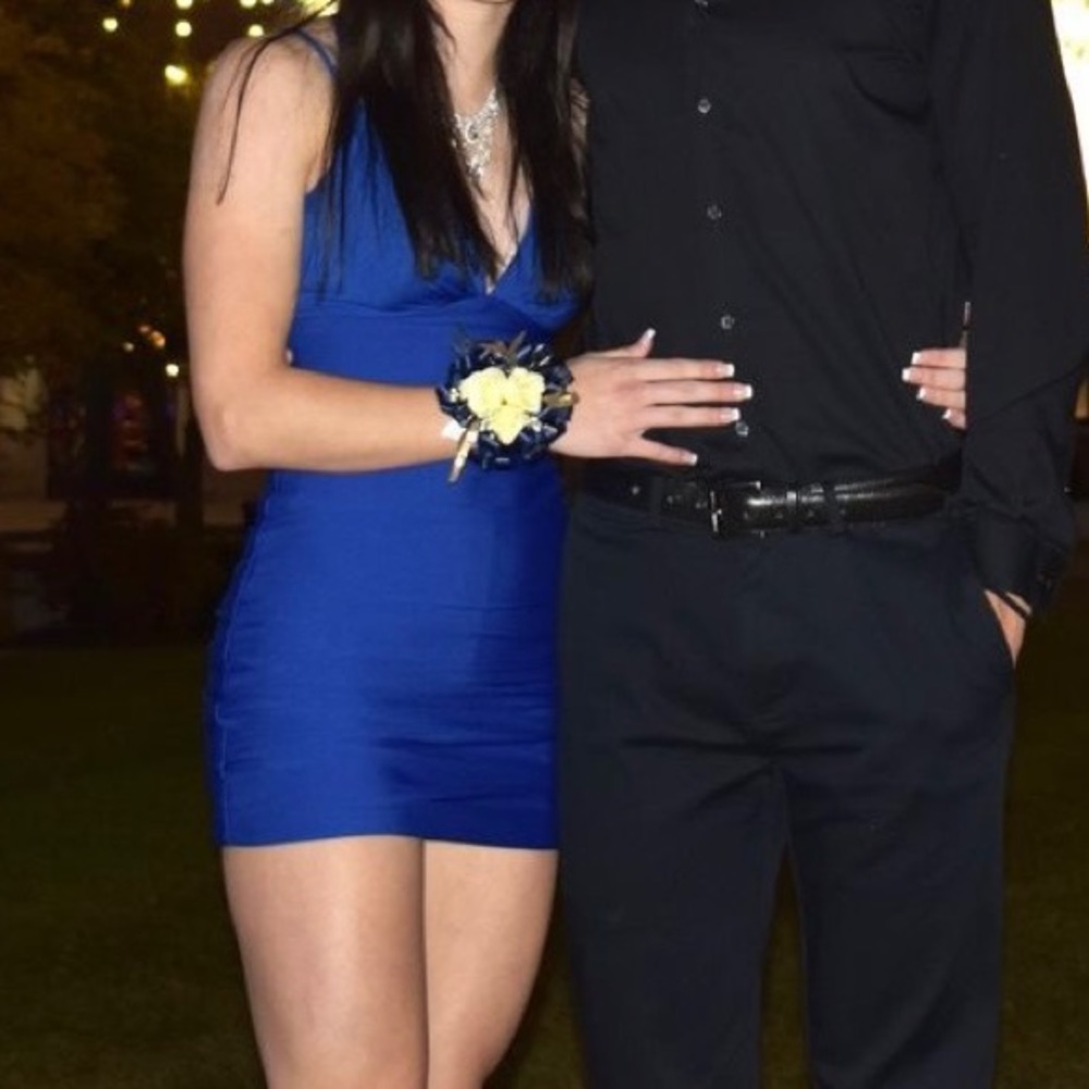 V Naix Lace back tight mini stretchy soft Royal Blue Hoco Dress Size 0